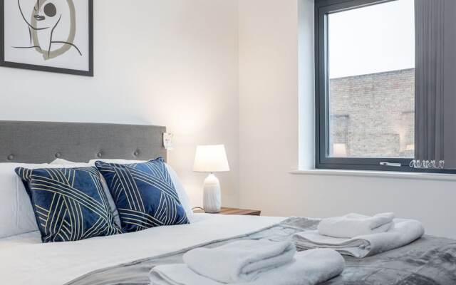 Modern & Stylish 2 Bed York Apartment