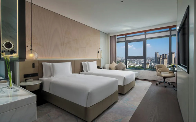 Crowne Plaza Taixing by IHG – Guest Rooms – Taizhou