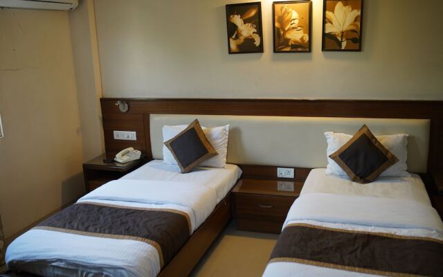 Iris Hotel