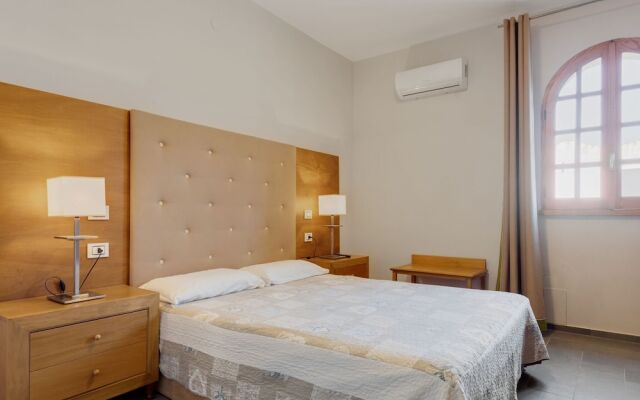 Simplistic Holiday Home in Fontane Bianche With Garden