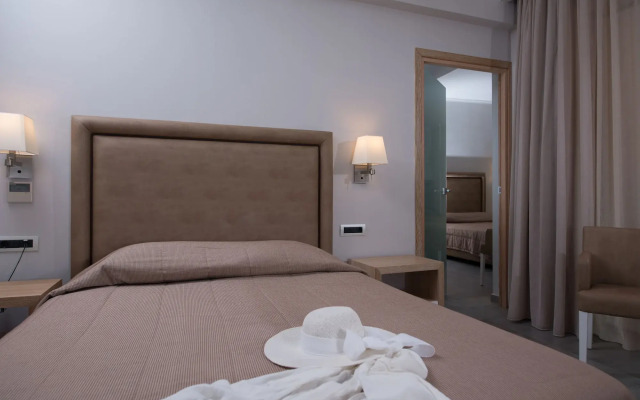 Cactus Beach Hotel