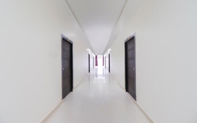 OYO 67311 Hotel R.J Palace