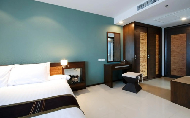 Tara Mantra Cha Am Resort