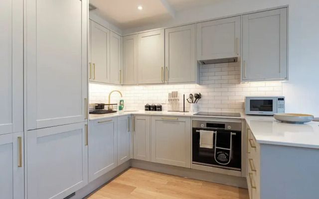 JOIVY Stylish 1 bed flats in Soho