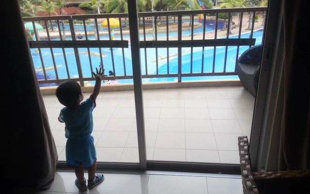 Theme Park View Studio @ Gold Coast