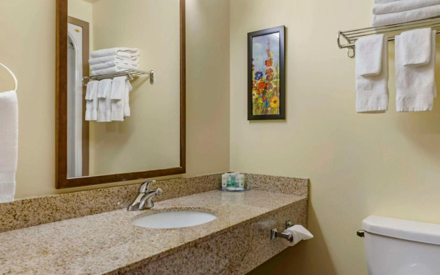 Quality Inn & Suites