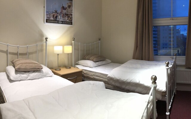 Alvia Hotel