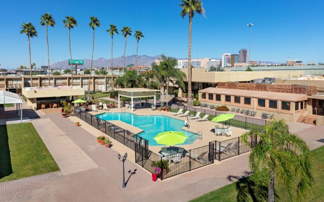 Ramada by Wyndham Tucson