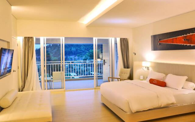 HARRIS Resort Barelang Batam