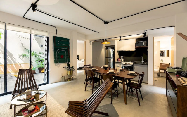 Cozy & Hip Roma Apt with 2 Private Terraces!