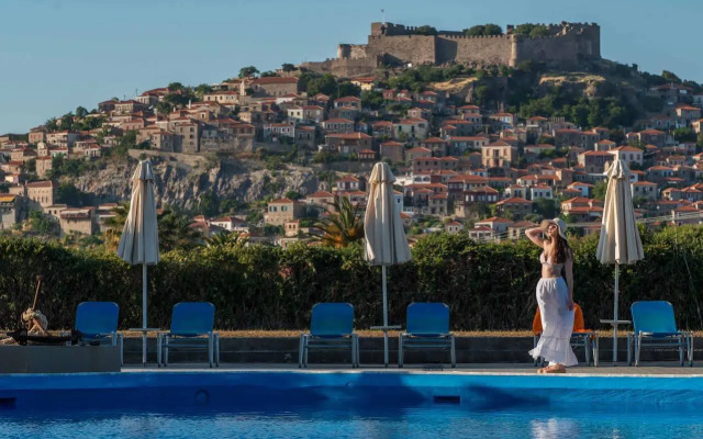 Delfinia Hotel & Bungalows