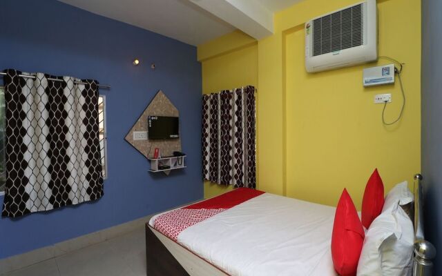 OYO 16609 Trinayani Guest House