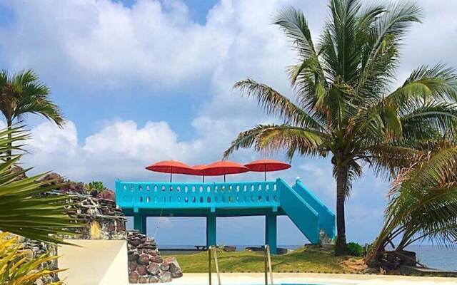 Puesta del Sol Beach Bungalows