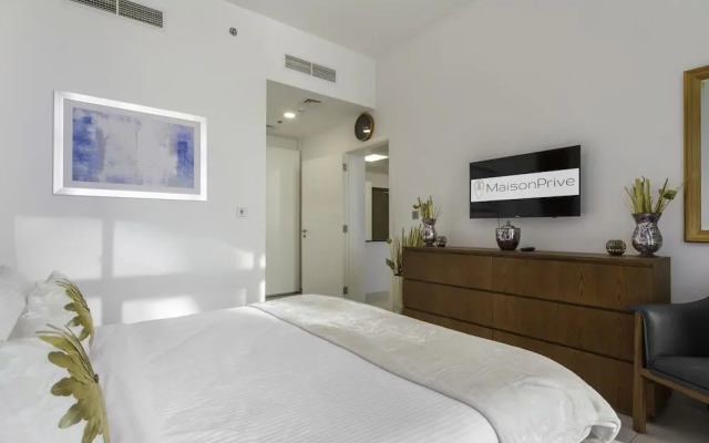 Airbetter- Dubai Palm Royal Bay Sea view