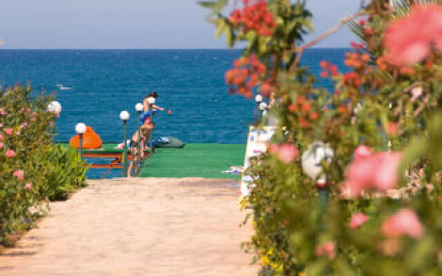 Carelta Beach Resort & Spa