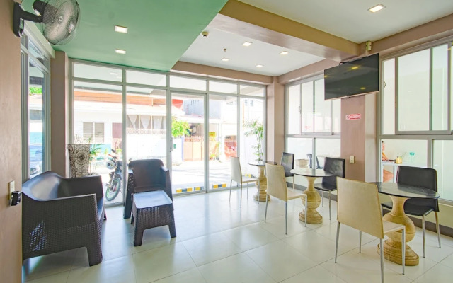 OYO 720 Alt Residences