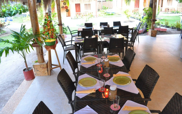 Slam's Garden Dive Resort