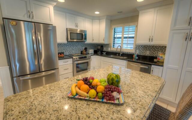 Island Breeze Apartment 2