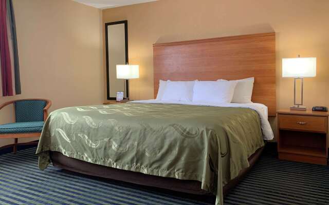 Quality Inn Ottawa near Starved Rock State Park