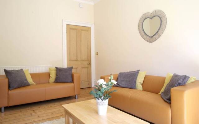 1 Bedroom Apartment In Bruntsfield