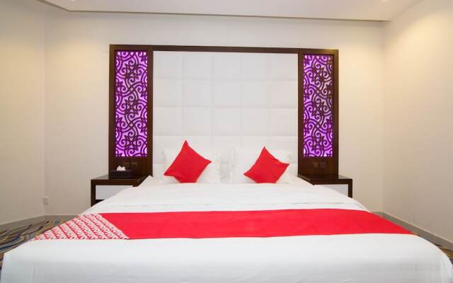 Capital O 143 Happy Beach Hotel Platini