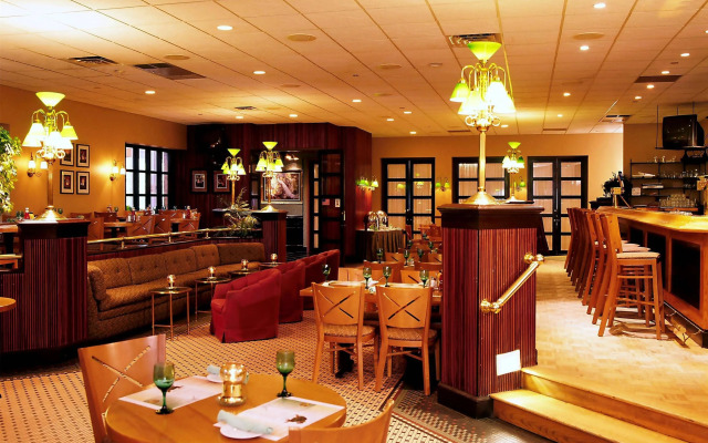 Sheraton Eatontown Hotel