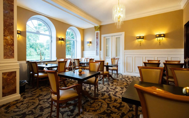 Milling Hotel Plaza