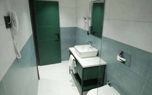 Aybek Ratio Hotel