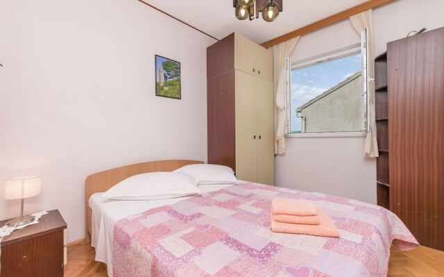 Apartment Proti
