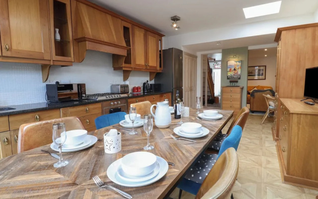 Old Harbour Townhouse