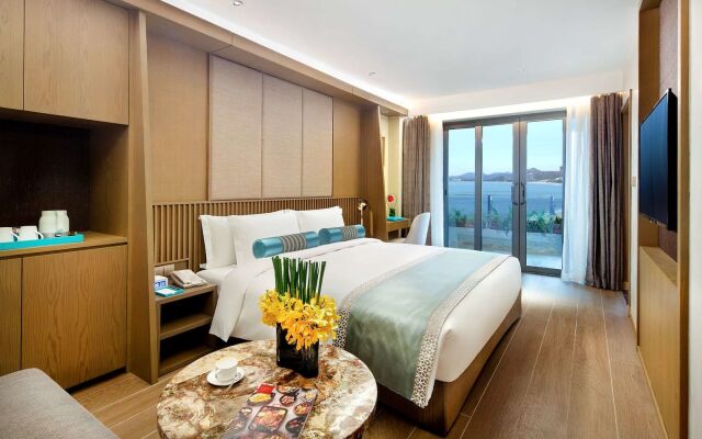 Wyndham Grand Plaza Royale Shuangyue Bay