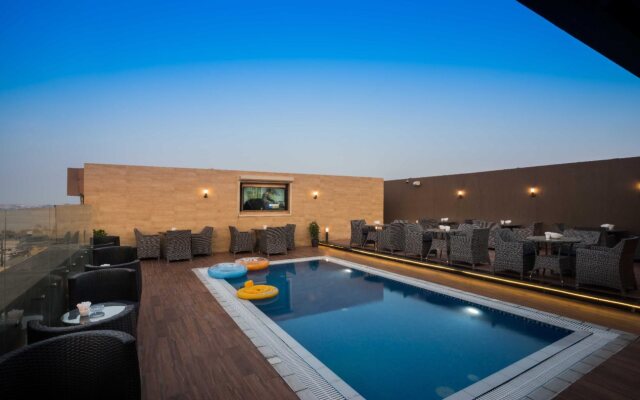 Naviti Warwick Dammam