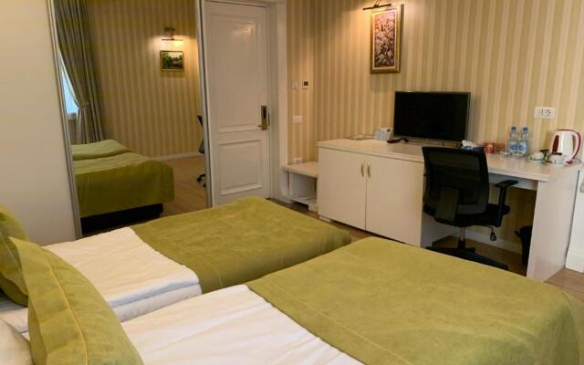 Old Street Boutique Hotel