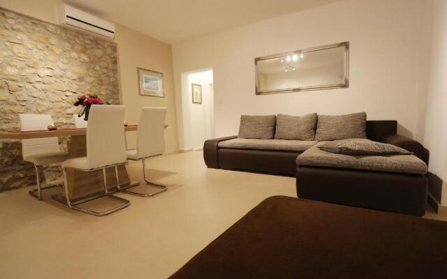 Apartment Kala