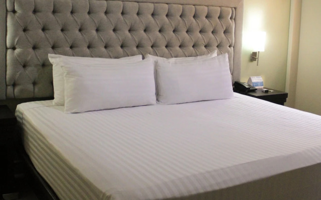 Hotel Mirage