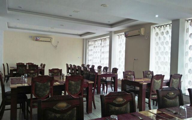 Hotel R. K. Palace