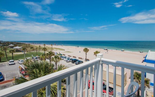 Seaside Amelia Inn
