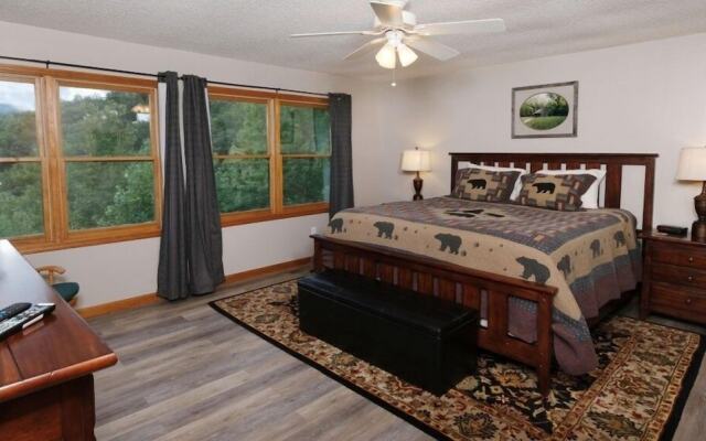 At Last 2 Bedroom Home by RedAwning