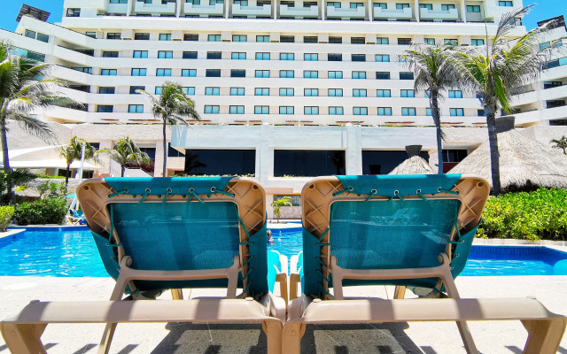 Royal Solaris Cancun Resort - Cancun All Inclusive Resort