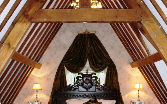 Maenan Abbey Hotel