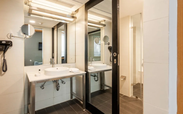 Sunday Hotel Chandigarh Zirakpur