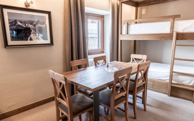 Eden Apartment