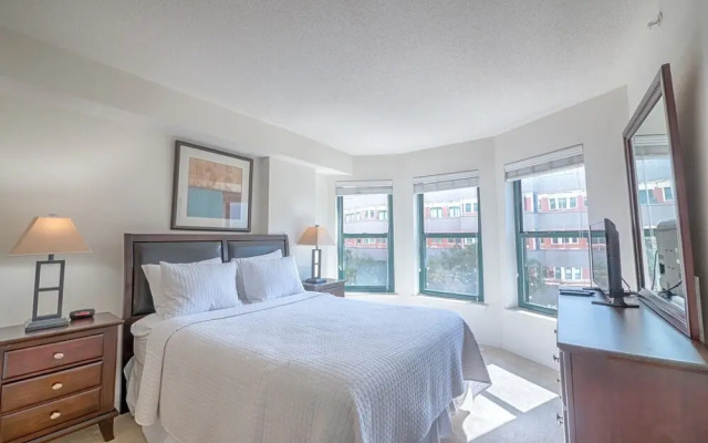Thomas Circle Apartments by Global