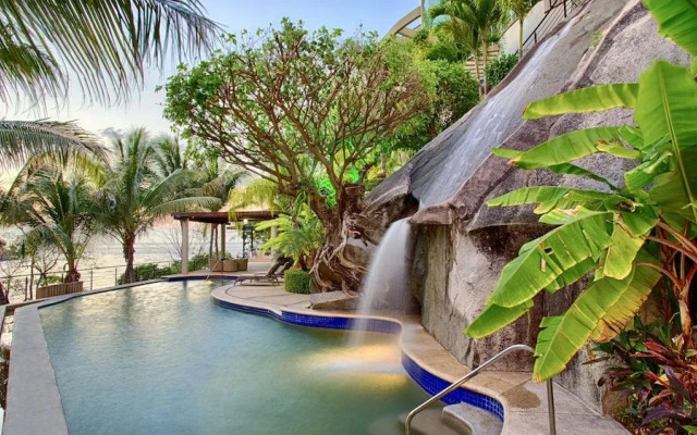 Luxury Suite With Waterfall, Ocean and Swimming Pool View