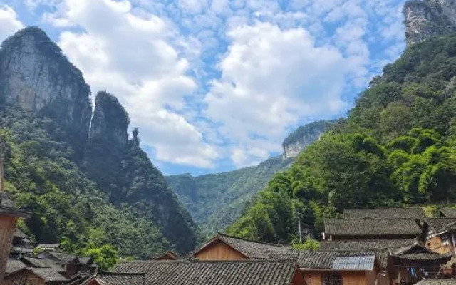 Dexuxishui Renjia Inn