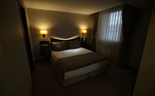 Vali Erdogan Konuk Evi Hitit Otel