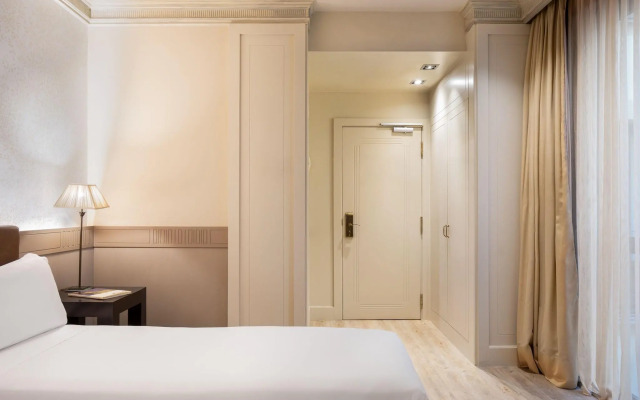 Duquesa de Cardona Hotel 4 Sup by Duquessa Hotel Collection