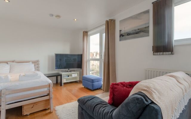 Smart Studio Apartment in Streatham