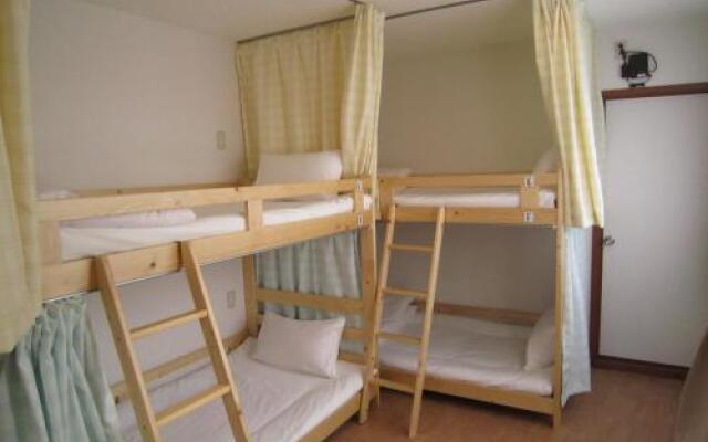 Guesthouse Comodo (Female Only)