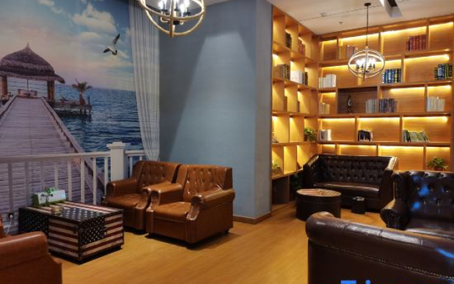 James Joyce Coffetel Changsha Wanjiali Gaoqiaobei Metro Station